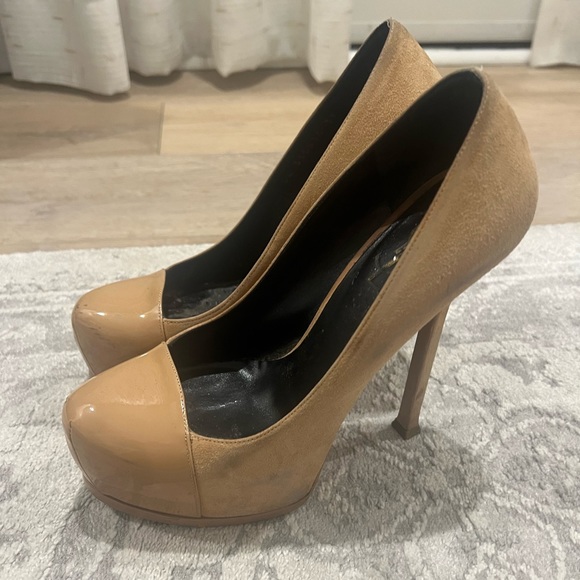 Yves Saint Laurent Tribtoo Suede and Patent Leather heal - Picture 4 of 12